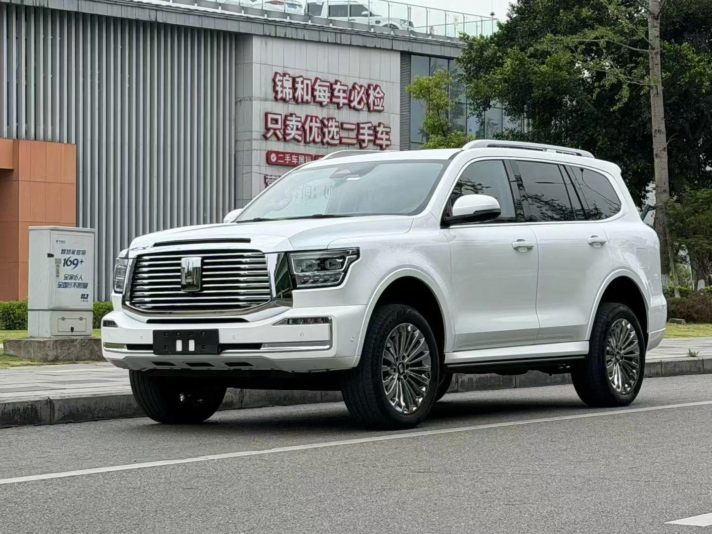 Tank 500 Hi4 T 2023 года AWD с пробегом SUV - Оптовый экспорт B2B